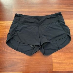 Lululemon Athletica Speed up lined short in black size 4